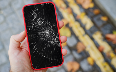 The Pros and Cons of Repairing vs. Replacing Your iPhone